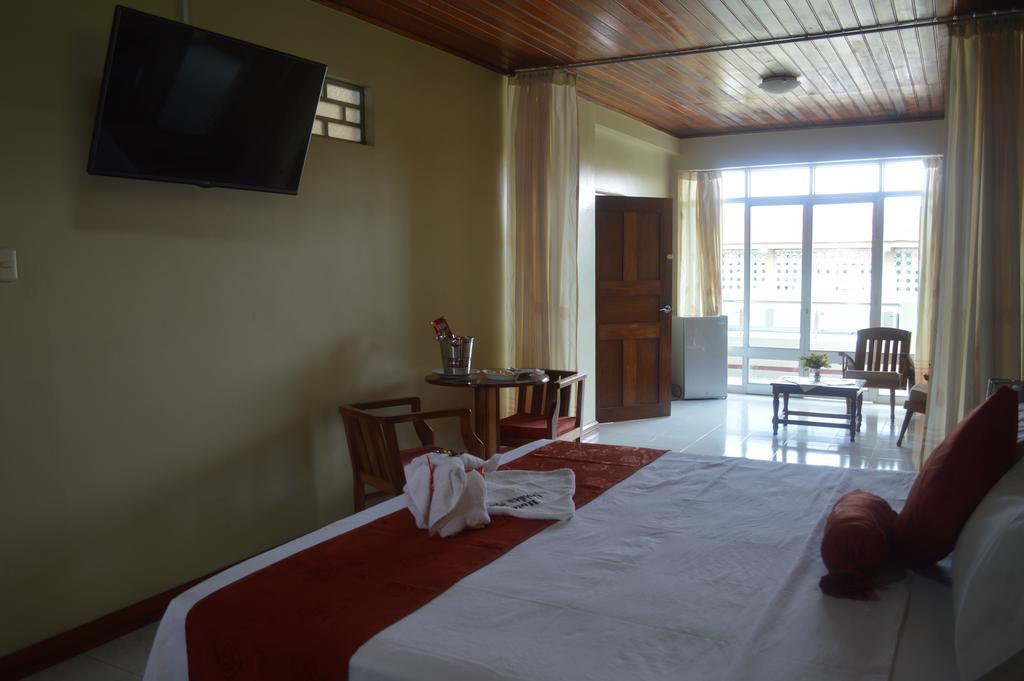 Hotel Golden Star อีกีโตส ห้อง รูปภาพ