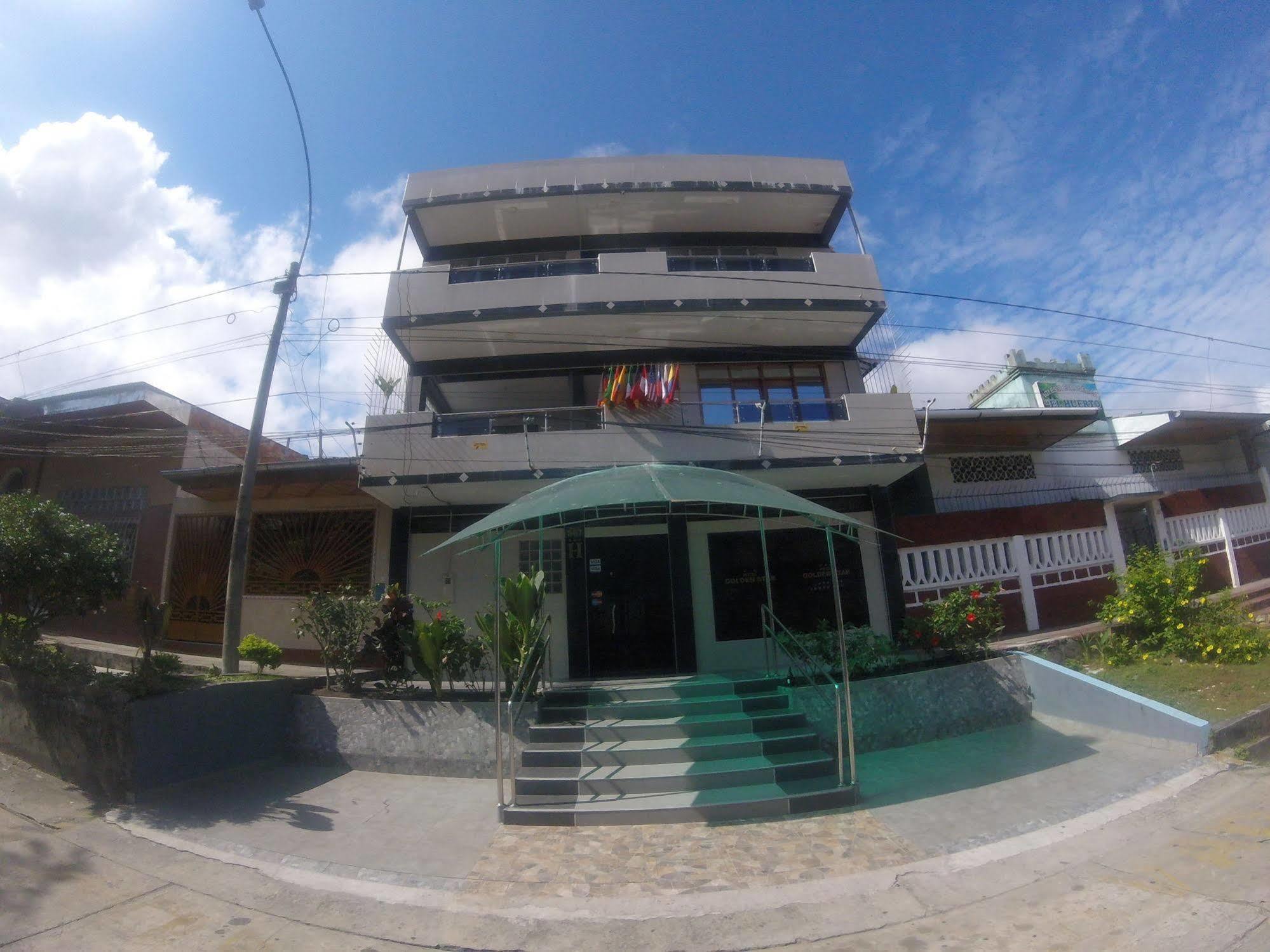 Hotel Golden Star อีกีโตส ภายนอก รูปภาพ
